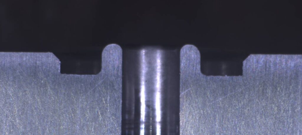 フルR形状の面粗度切削加工技術(流体制御部品)